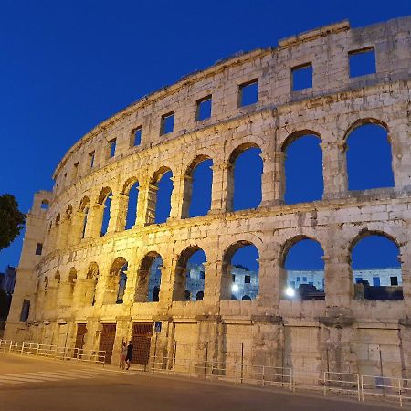 Amphitheater Apartment Pula Zewnętrze zdjęcie