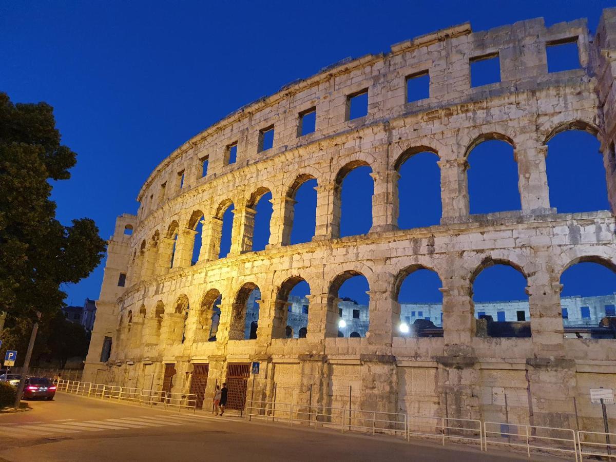 Amphitheater Apartment Pula Zewnętrze zdjęcie