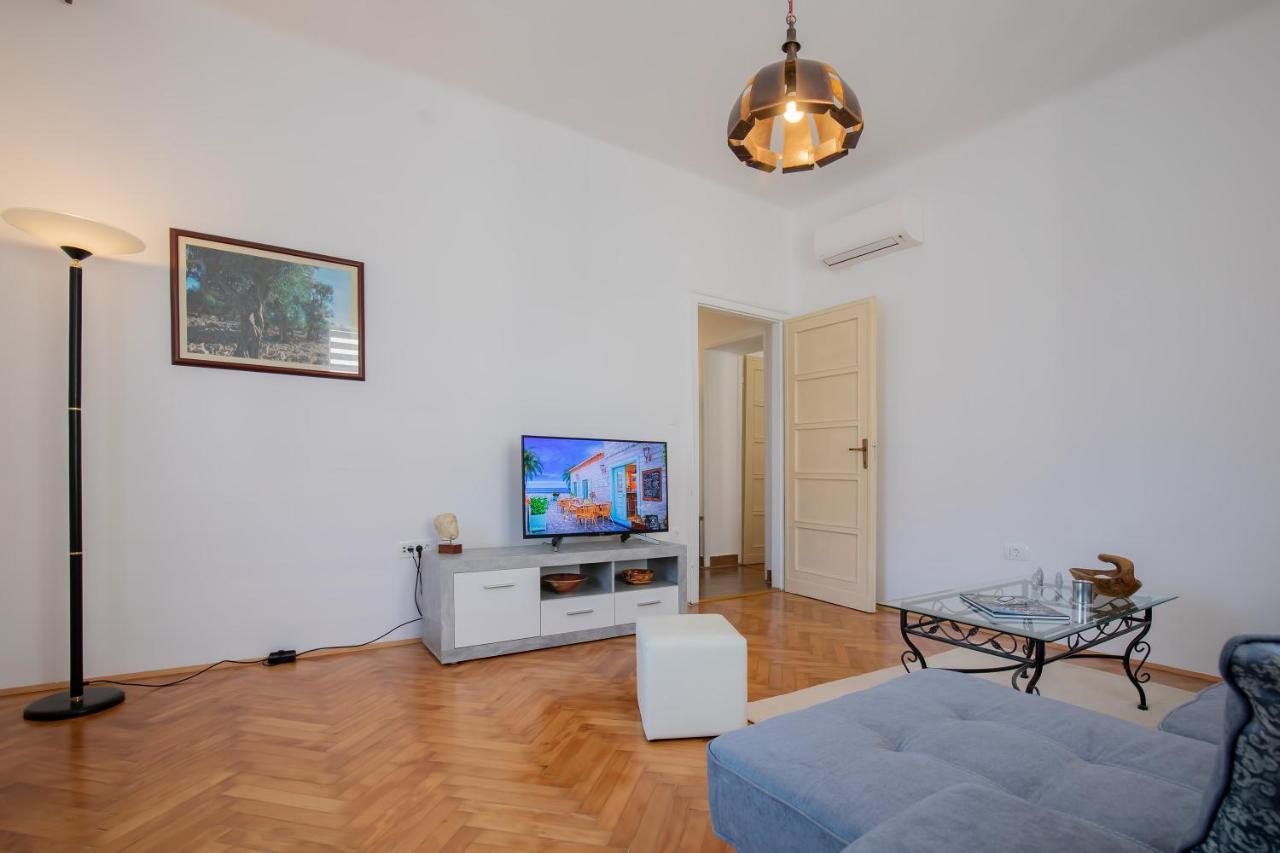Amphitheater Apartment Pula Zewnętrze zdjęcie