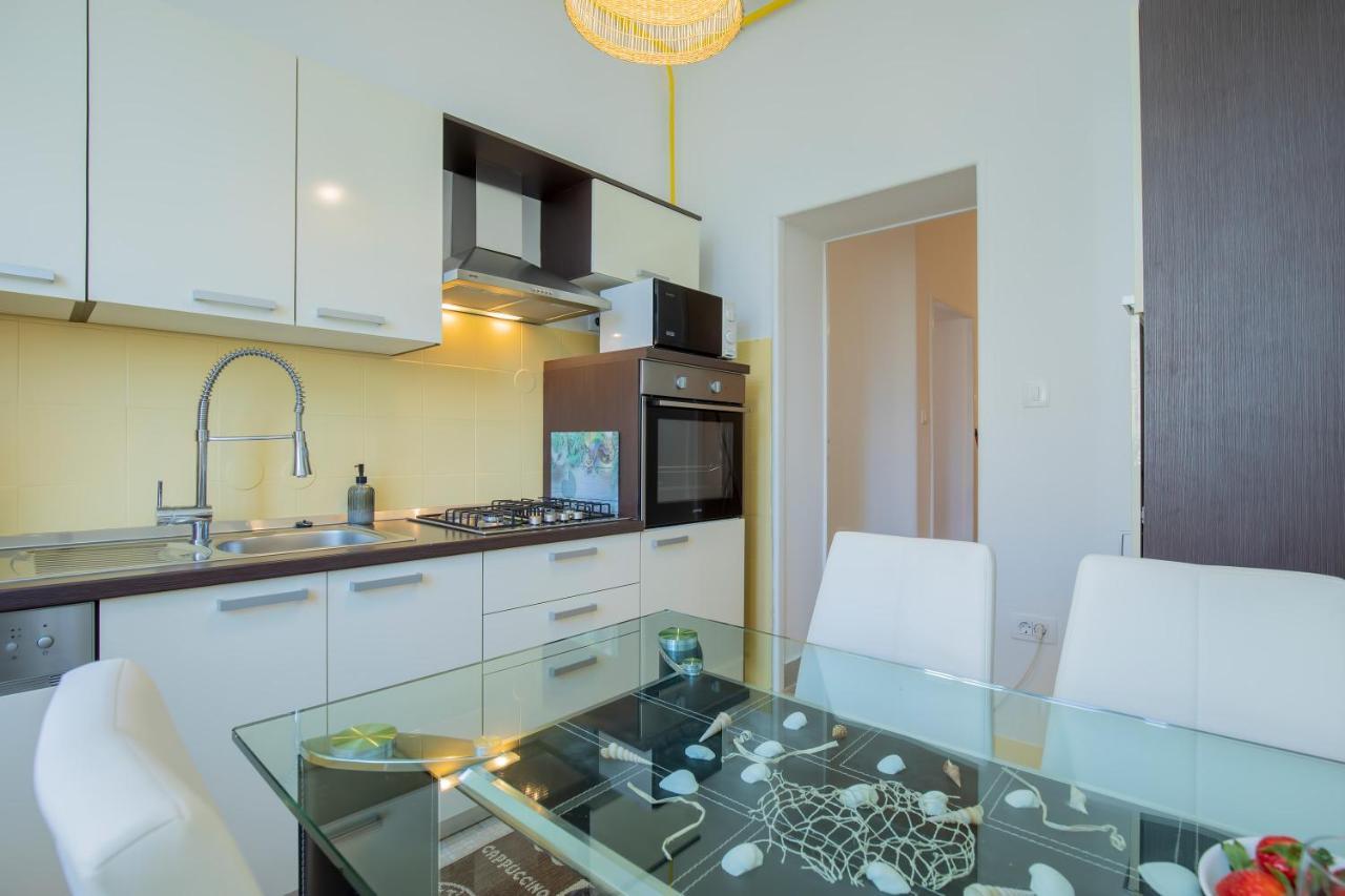 Amphitheater Apartment Pula Zewnętrze zdjęcie