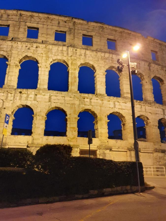 Amphitheater Apartment Pula Zewnętrze zdjęcie